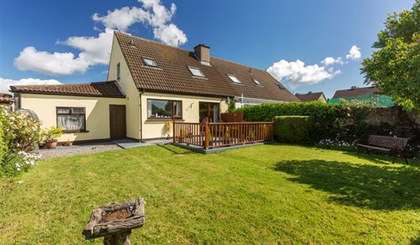 8 Hillview Drive, Dungarvan, Waterford