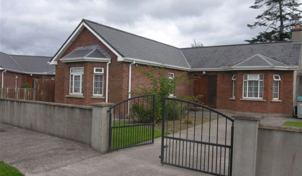 16 Castle Court, Lismore, Waterford